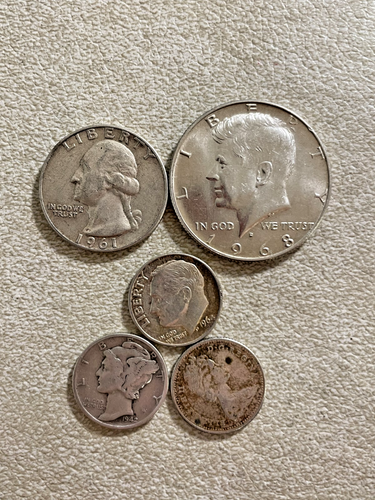 5 Silver Coins, 1942–1968 – Actual Coins Shown – b114set#40 - Picture 1 of 5