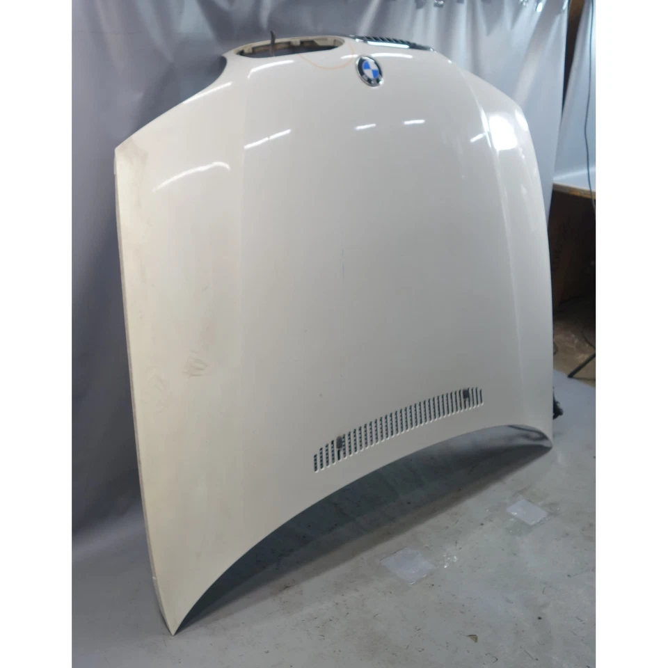 Cubierta del capó delantero dañada 03-06 BMW E46 3-Series 2 puertas último modelo blanco alpino OE Foto 2 de 4