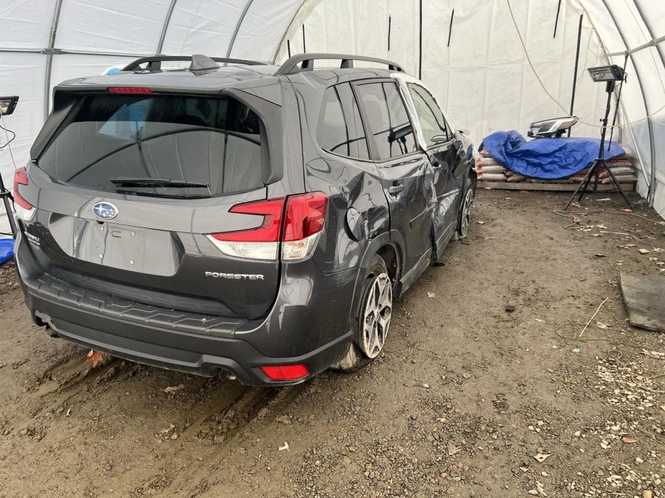 Audio Equipment Radio Display And Receiver Fits 21-22 FORESTER 186023 - Image 3 of 4