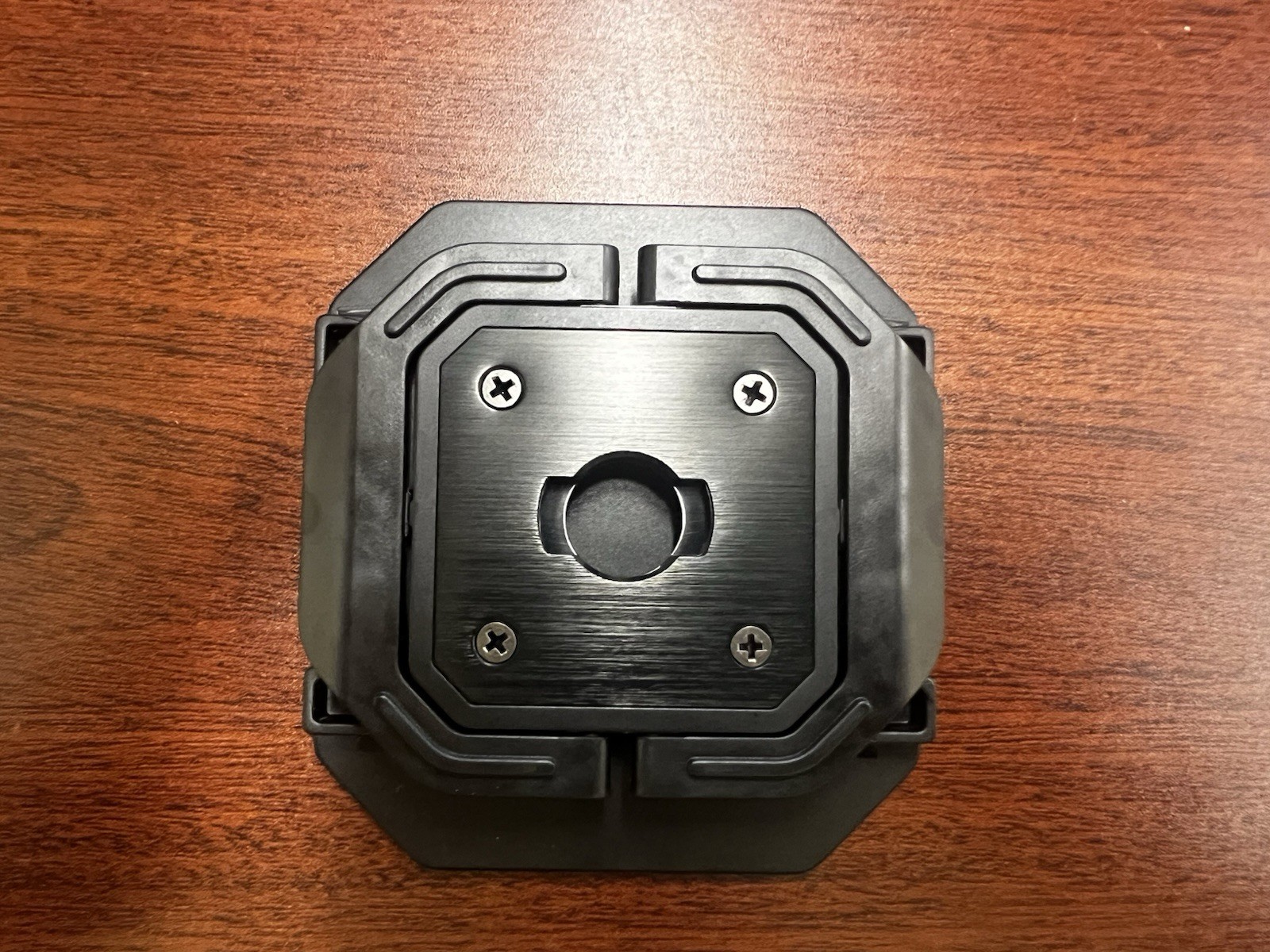 Axon Body Camera Wing Clip Mount Model 74028 New. For Axon Body 2, 3 , And 4