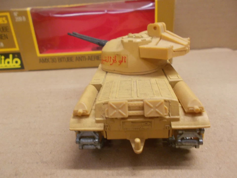 Véhicule Militaire Miniature SOLIDO Char Blindé AMX 30T France Réf 209 1/1965 - Photo 4/4