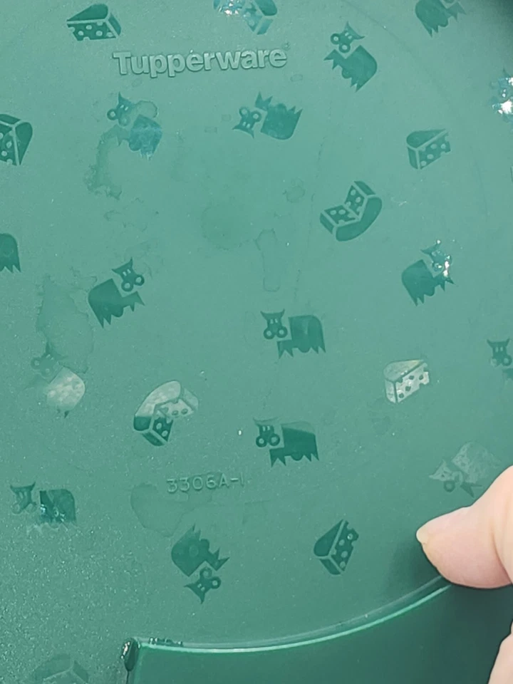 VINTAGE CHEESE & CRACKER SERVING TRAY TUPPERWARE ROUND GREEN#3306 - Image 4 of 4