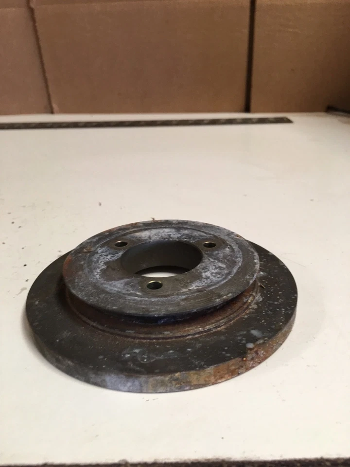 1996 POLARIS XLT SNOWMOBILE BELT FLANGE - Image 2 of 2