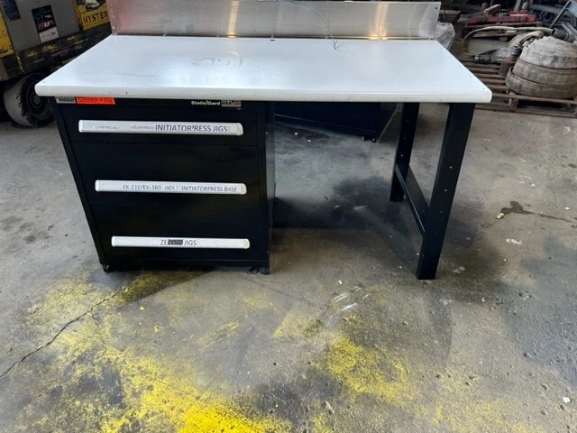 Banco de trabajo Vidmar Sentry 100 Static Gard (2 disponibles) Foto 2 de 4