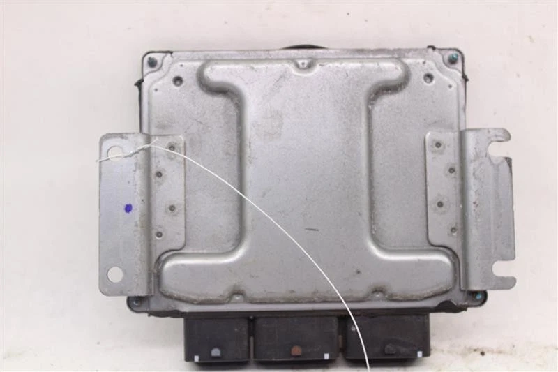 Computadora ECU ECM NISSAN SENTRA 2016 16 BEM40C300A1 992254 Foto 2 de 4