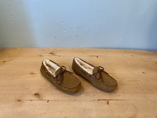 NWOT/B UGG Women's Dakota Slipper , Chestnut / Tan Brown Suede , Size 6