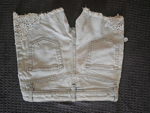 Cat & Jack Adjustable Waist Light Blue Denim Embroidered Jean Shorts - Picture 8 of 11