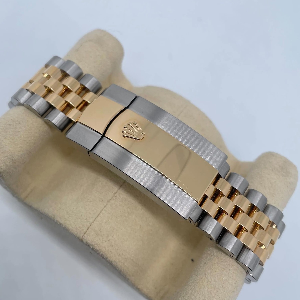 2020's Mint Rolex 326933 Sky-Dweller 18K Yellow Gold Steel Silver