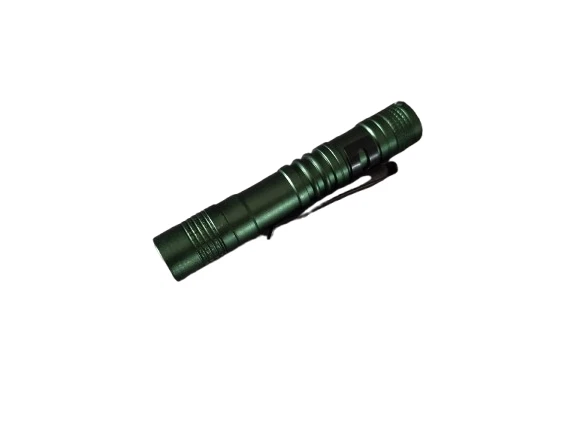 Petite lampe de poche LED 300 Lumens vert armée - Photo 1/4