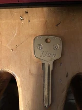 MB15 uncut key blank.one Key