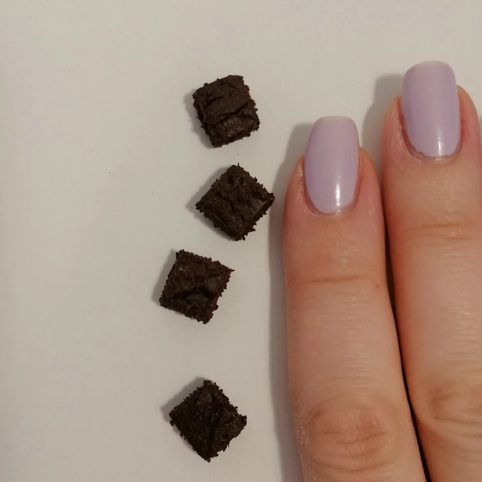 Miniatura dollhouse BROWNIES 4 pz in scala 1:12  fatto a mano in fimo - Immagine 4 di 4