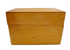 VINTAGE VENEER TIMBER WOODEN TRINKET BOX JEWELLERY CASE