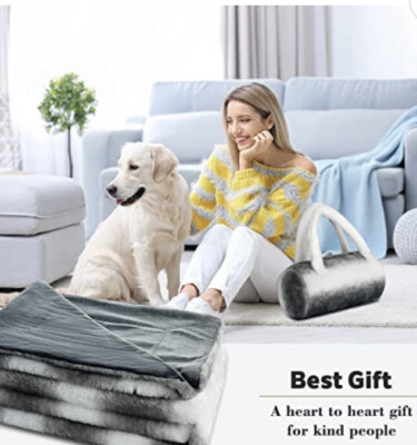 LAGHCAT Faux Fur Throw Blankets, Reversible Fuzzy Lightweight Hair 