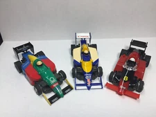 TYCO (3) NEW PROMO PIECE F1 Bodies & Roller chassi ~ BENETTON, RENAULT, DIEHARD