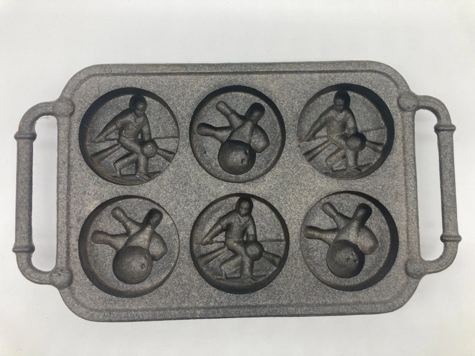 Vintage Rowoco Cast Iron Bowling Tournament Pin Ball Muffin Pan 2 Handles Clean