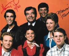 * HENRY WINKLER & MARION ROSS * signed 8x10 photo * HAPPY DAYS * COA * 6