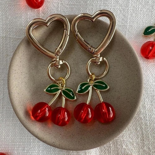 Cherrys Keychain Pendant Lovely Sturdy Metal Accessory for Bags or Car Ornament - Zdjęcie 4 z 8