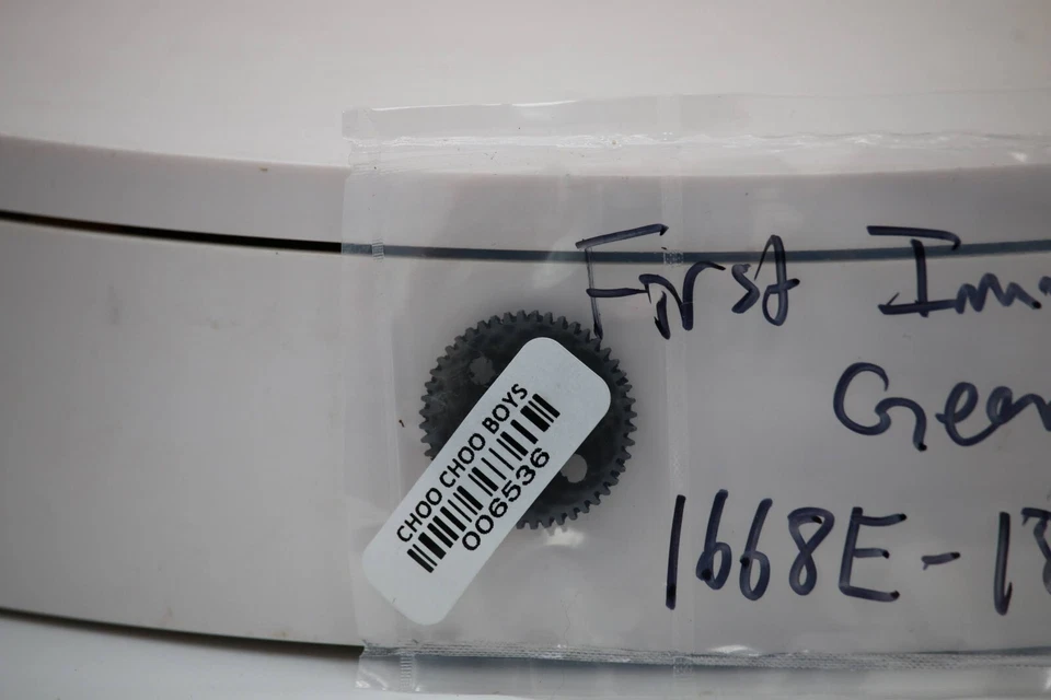 O Scale Lionel 1668E-18 First Intermediate Gear Post War Steam Engine 1:48 Scale - Image 2 of 3