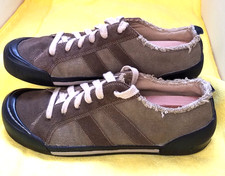 OP  OCEAN PACIFIC CLASSIC TRAVELERS SURF  SNEAKERS  MEN'S  SIZE  ( 10 .5 ) xx35