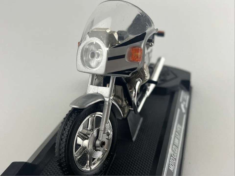 GuiLoy 1:18 Motorrad MOTO GUZZI 1000 S.P. (1978) - Bild 3 von 4