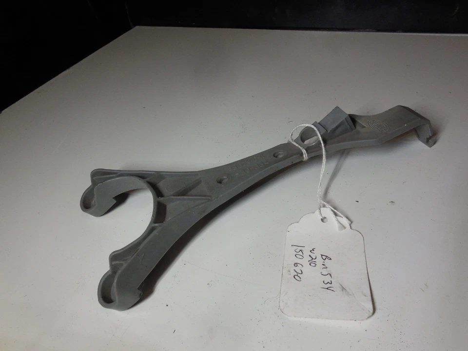 Right Headlight Center Bracket Mount 150620 96-02 Mercedes Hella W210 E320 E430 - Image 2 of 4