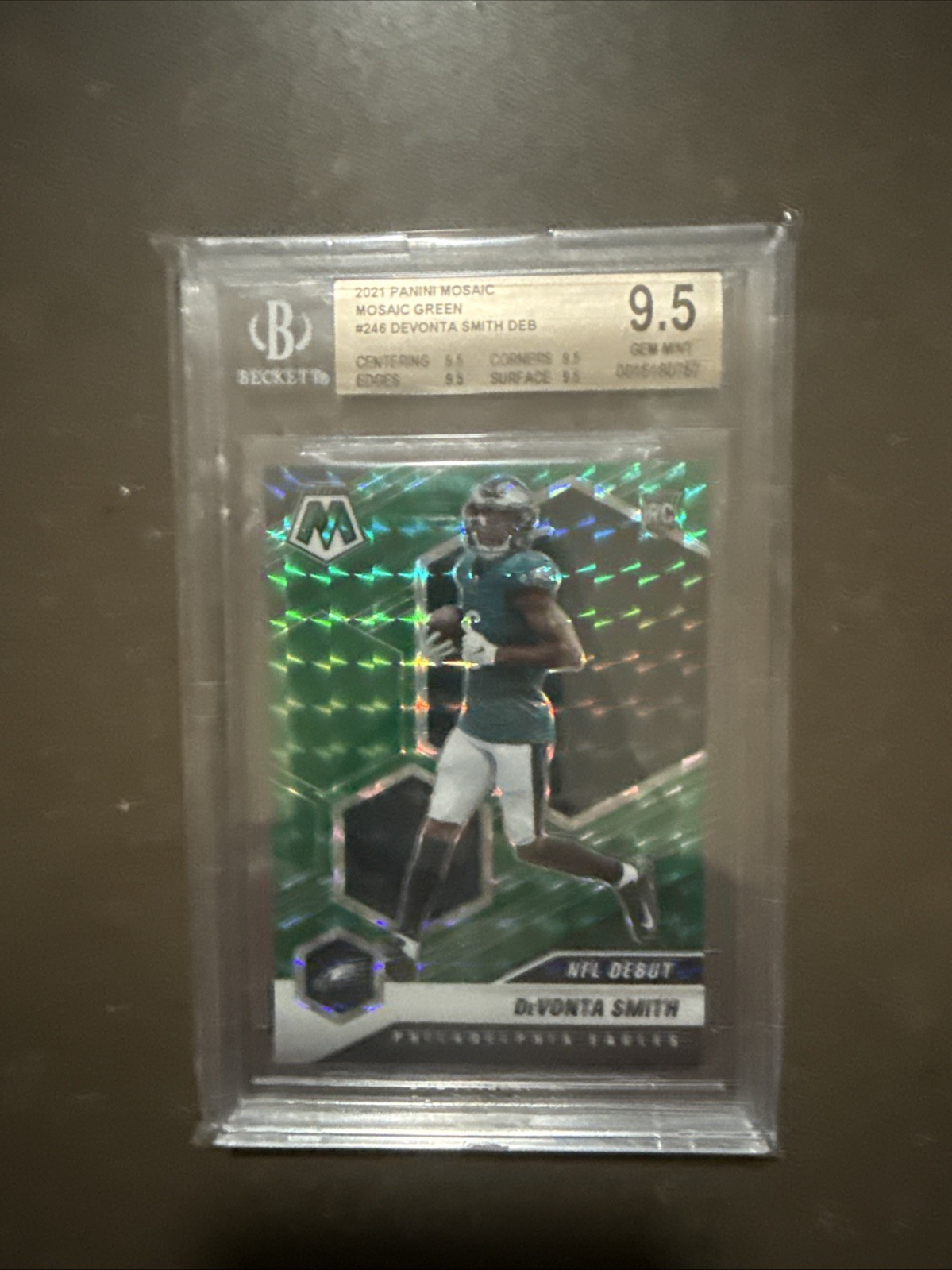 2021 Panini Mosaic - NFL Debut Devonta Smith #246 Green Mosaic Prizm (RC)