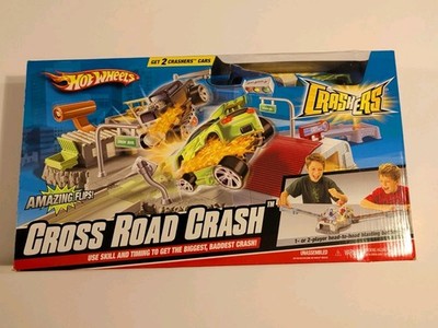 Mattel Hot Wheels Crashers CrossRoads Crash