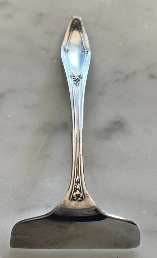 銀製STERLING SILVERミヤモトワードベビースプーンプッシャー45.g 宮本