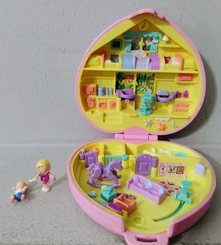 Polly Pocket 1994 – Salle De Jeux Parfaite (Perfect Playroom) – Bluebird – Complet