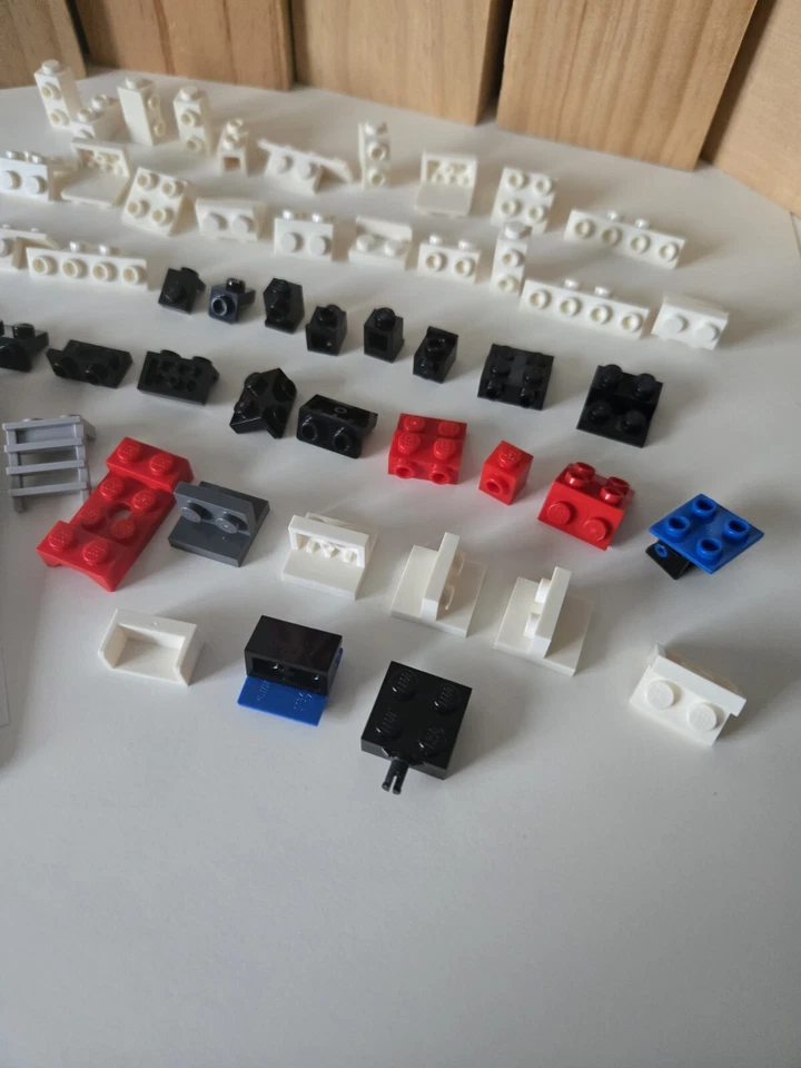 Lego Ladrillos 50 4175 Escalera 41682 Bisagras Soporte Blanco Negro Gris Rojo Azul Suelto Foto 2 de 4