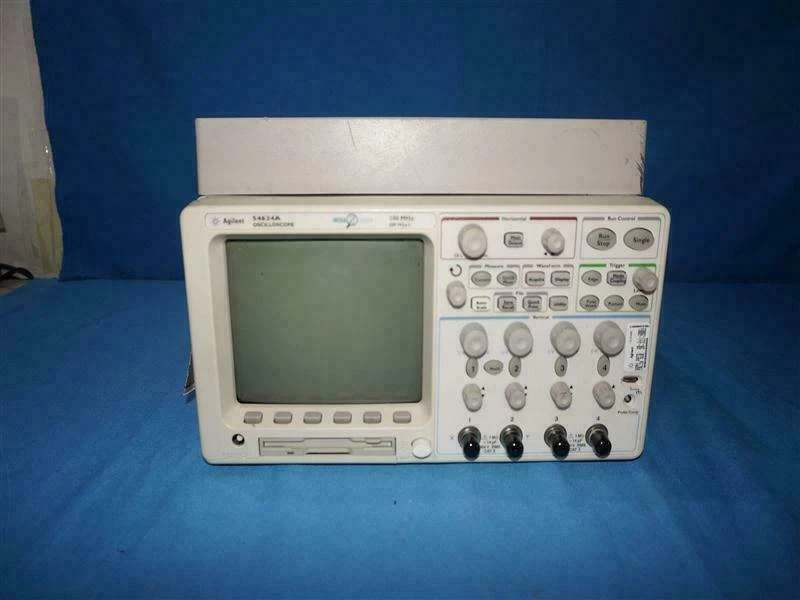 HP Agilent 54624A 4CH Oscilloscope 100MHz 200 Msa/s w/ Breakage Made in Malaysia - Image 2 of 4