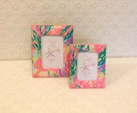Preppy Handmade Lilly Pulitzer Fan Sea Fabric Picture Frame 4x6 3x5 2pc Lot Preppy Handmade Lilly Pulitzer Fan Sea Fabric Picture Frame 4x6 3x5 2pc Lot