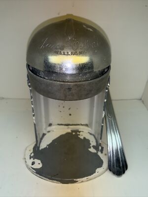 RIVAL Tilt Top JUICE-O-MAT Juicer Kitchen Gadget, METAL painted off-white, VTG