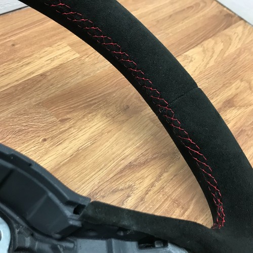 Genuine Audi R8 GT TYP 42 steering wheel. Black alcantara red stitching. DSG 18A - Picture 7 of 11