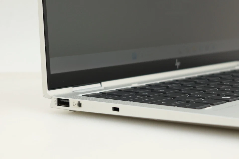 HP EliteBook X360 1040 G8 · i7-1185G7 · 16GB · 1TB, photo 4 of 5