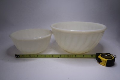 Fire-King Anchor Hocking Swirl Mixing Bowl Set 2 White Milk Glass Oven Ware C29