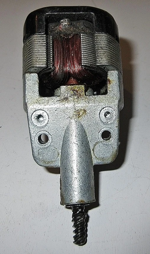 LIONEL #681-100 MOTOR USED IN BERKSHIRE/TURBINES/746 N&W - Image 4 of 4