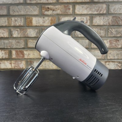 Sunbeam Mixmaster 2525 Electric Multi Speed Hand Mixer w/ Beaters Tested Works