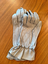 Vintage Womens Size S/M Dove Grey Soft Kid Leather Gloves