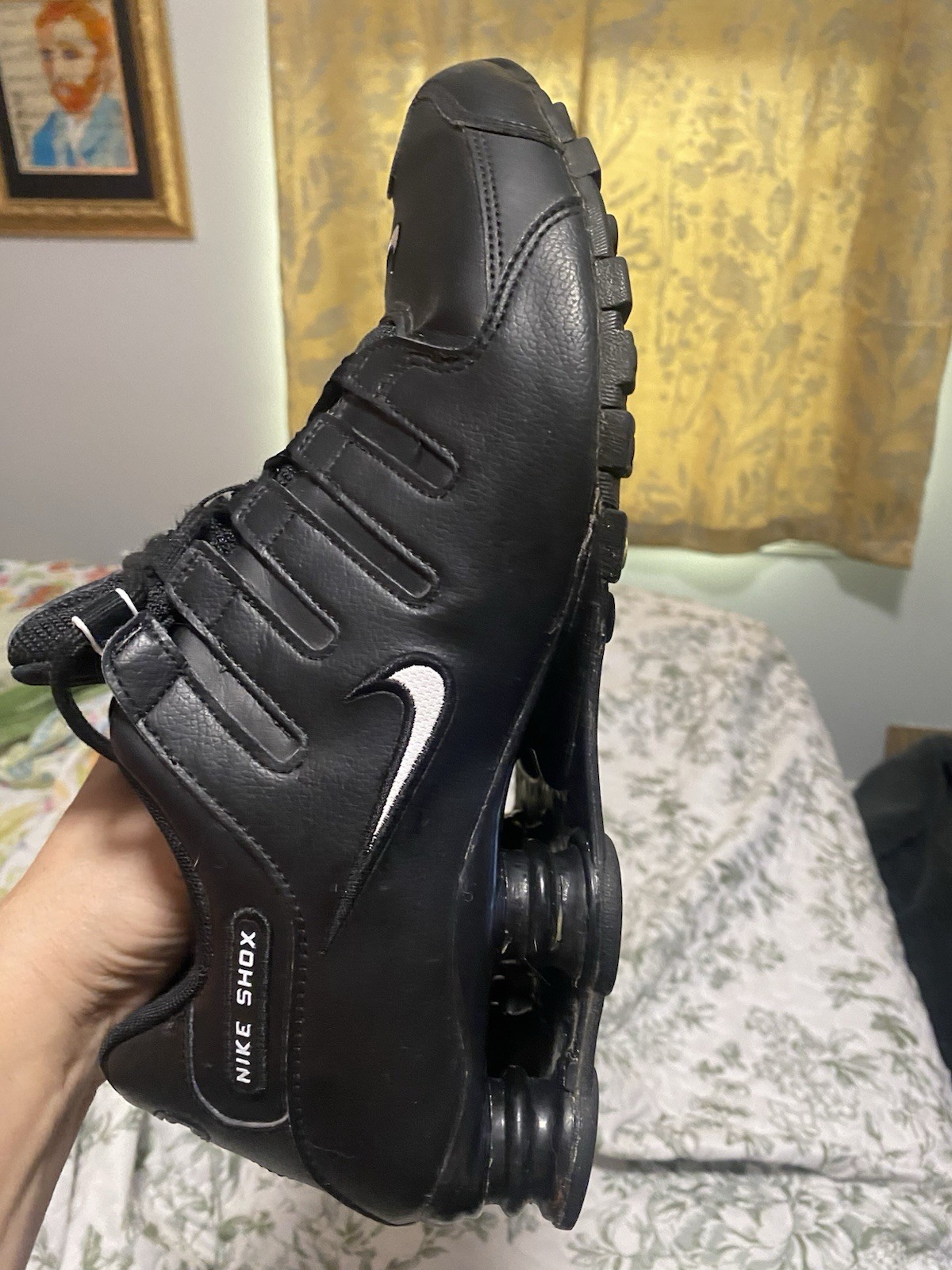 Nike Shox NZ Black Leather Men's Sneaker 501524-091 Cushioned Athletic Shoes thumbnail 5