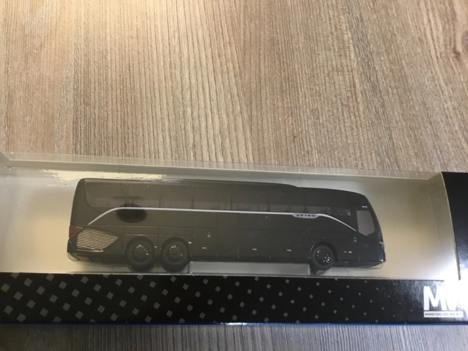 Modellbus Viessmann Formneuheit Setra 516 HD Facelift - Bild 2 von 4