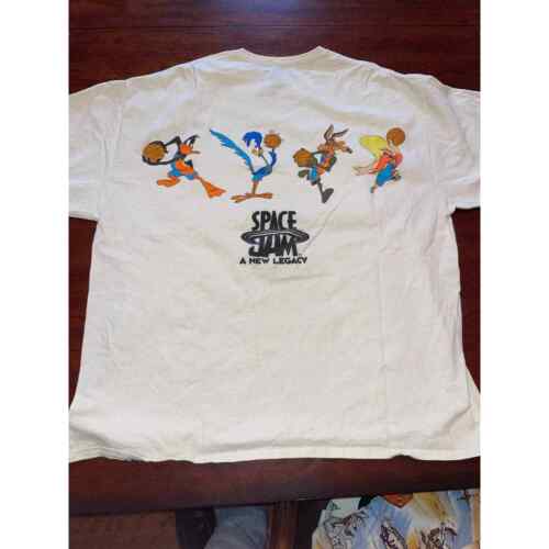 Looney Tunes Space Jam A New Legacy  T-Shirt Tune… - image 1