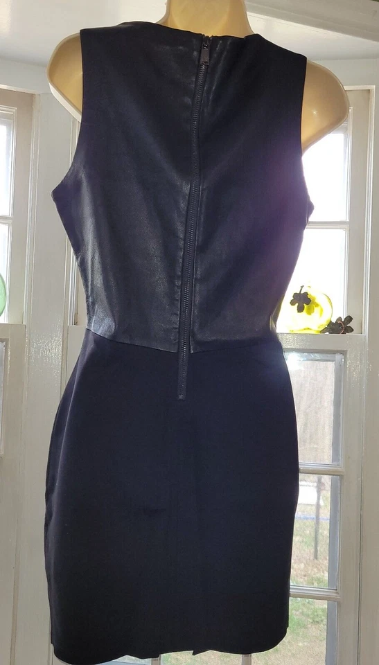 Vestido Vaina HAUTE HIPPIE Cordero Cuero Corpiño 6 $545 Sin Mangas Bodycon LBD Asym Foto 3 de 4