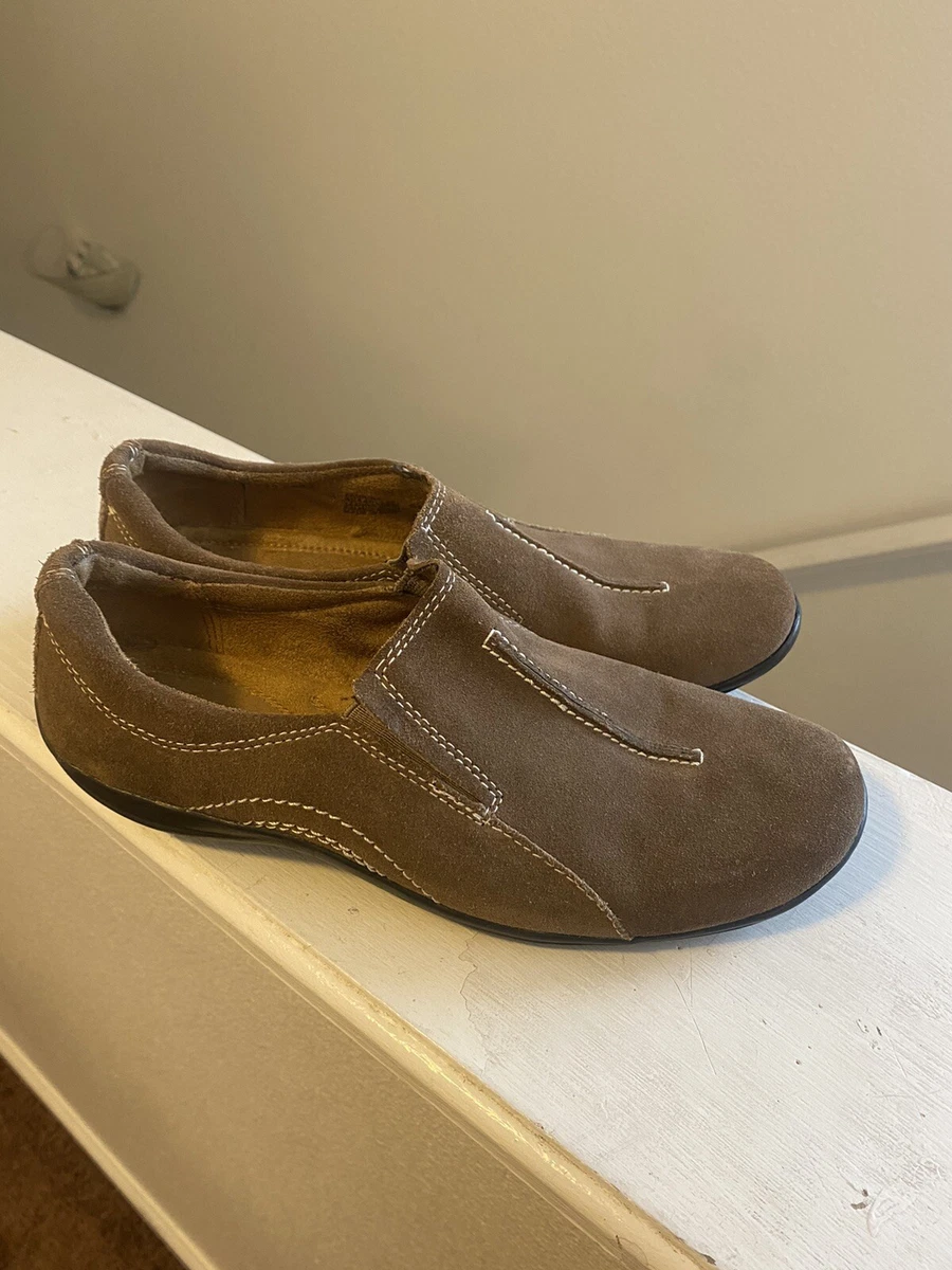 Naturalizer loafer shoes 2025