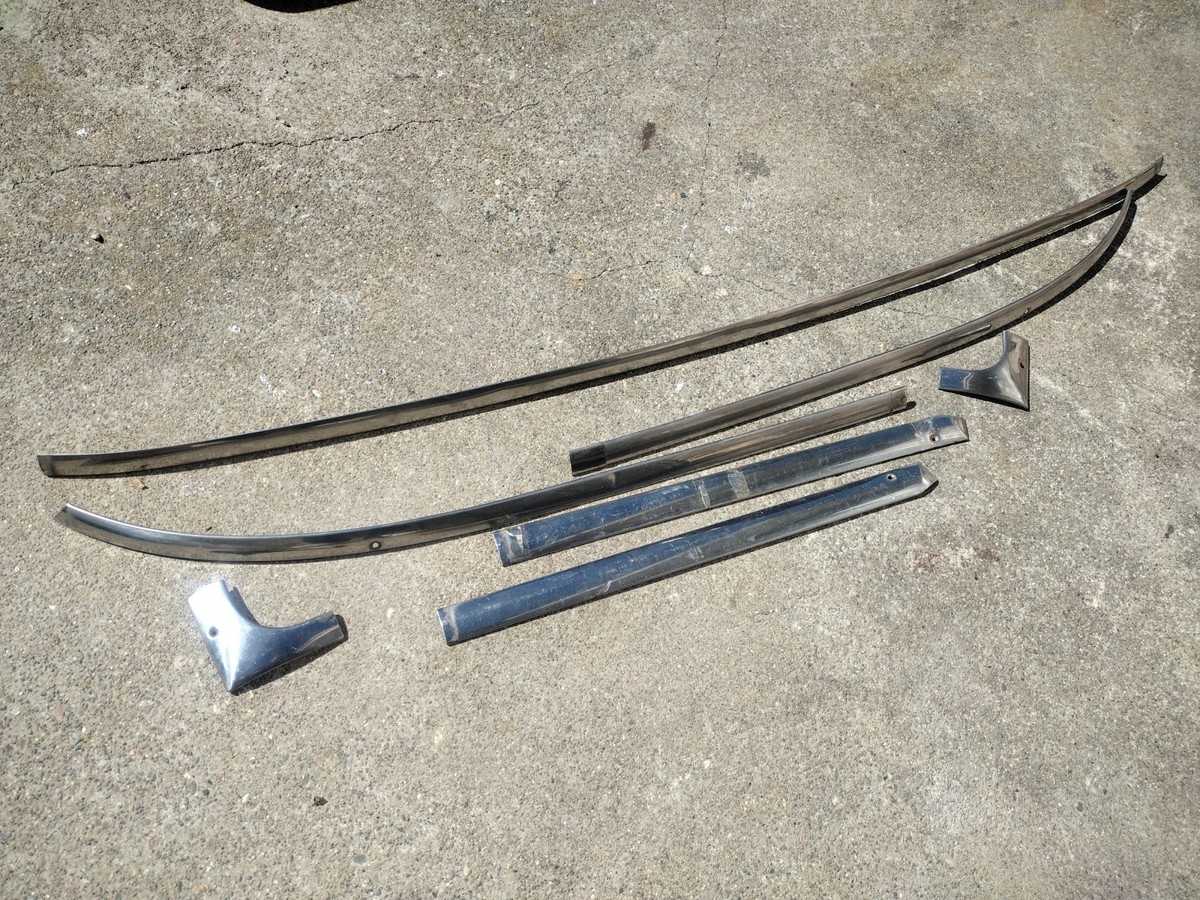 Jeep Cherokee Wagoneer J10 J20 Windshield Stainless 1974-78 Trim