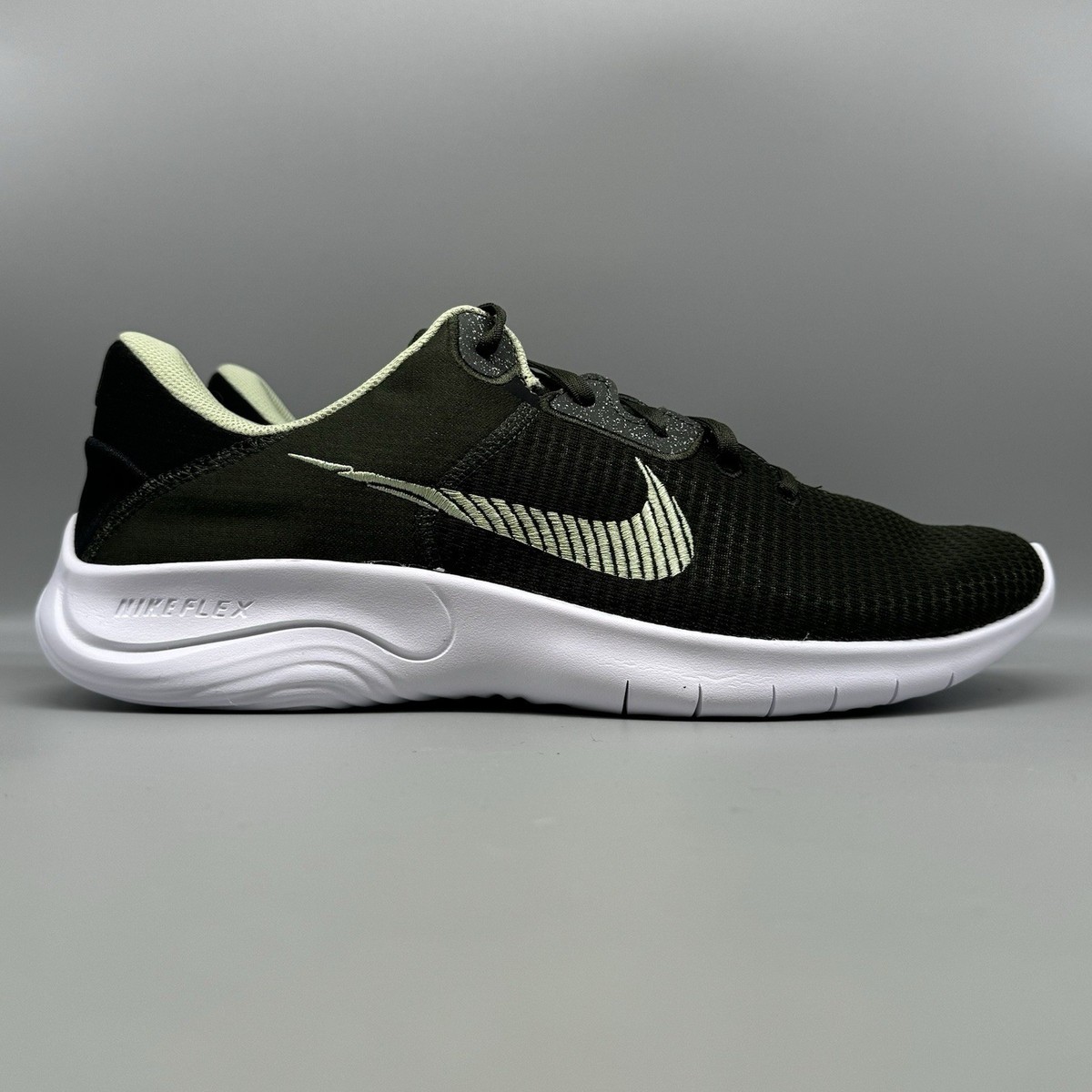 Nike Flex Experience Run 11 NN Size 13 Men Green White Running