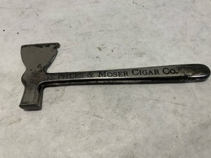 Vintage Advertising Niles & Moser Cigar Co. Hatchet Tom Moore Cigars