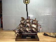 RARE Vintage Cutty Sark Whiskey Advertising Table Lamp Tested But No Shade