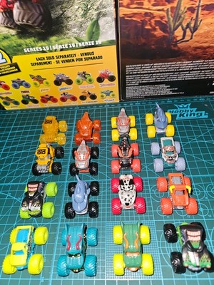 Monster Jam 2025  Mini Trucks Series 19 all 12 plus 4 exclusive mini jam New!