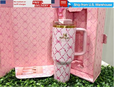 Stanley x LoveShackFancy 40oz Quencher H2.0 Tumbler Baby Bow Peppermint Pink US